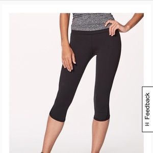 Size 8 Black Lulu Lemon Train Times Crop
